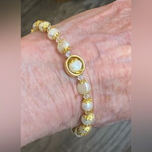 NEW cultured freshwater potato pearl bracelet